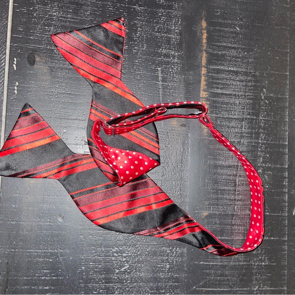 elegant Sparkle 2 sided polkadots y2k Mens Warehouse striped bow tie formal wear